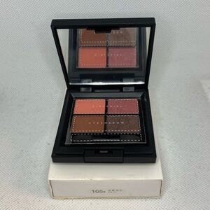 Girl 2 Girl Eyeshadow Quad #105